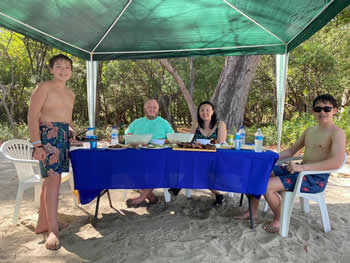 Snorkling Papagayo Gulf and beach bbq