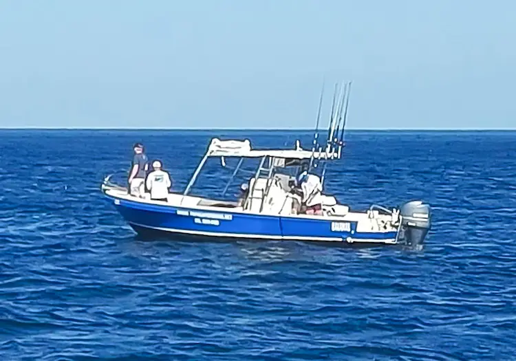 bahamas-boat-gulf-papagayo Fishing in Gulf Papagayo