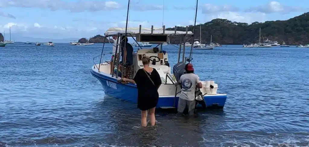 boat-pick-up-at-your-hotel-beach Beach Pick up by boat at your hotel
