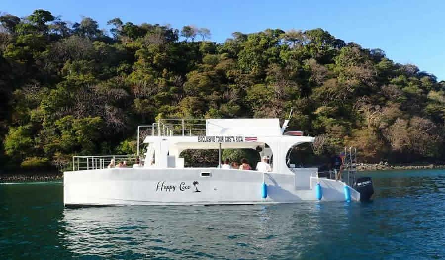 Boat tour in Gulf Papagayo