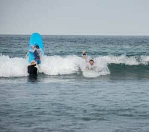 Surf Lessons for beginners from Playas del Coco to Playa Iguanita in the Gulf Papagayo