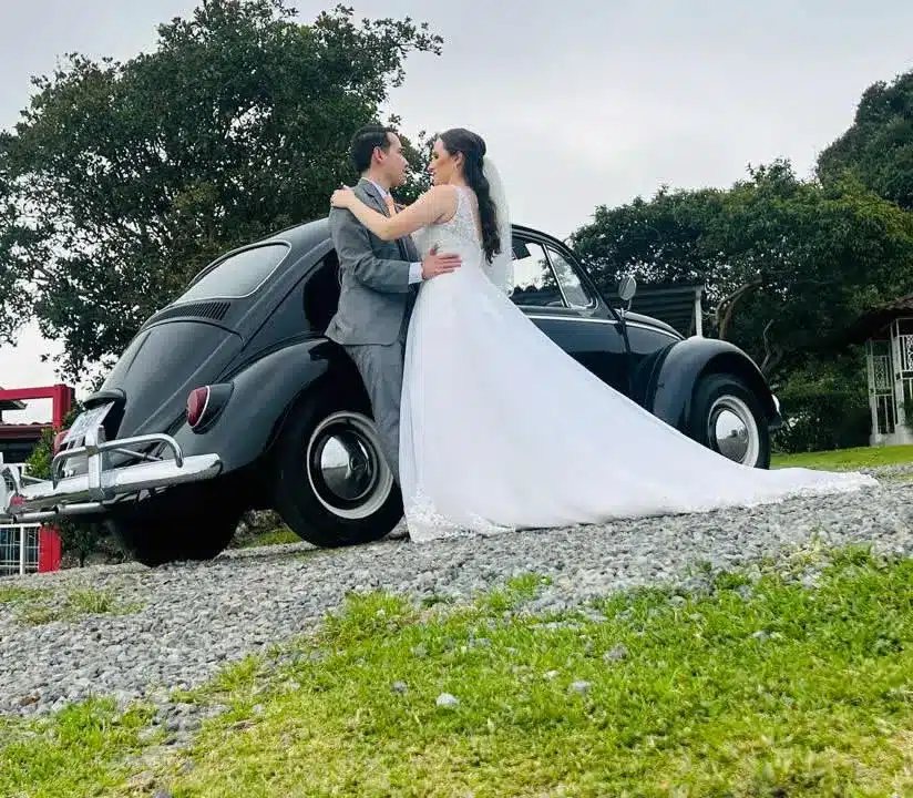 nice-car-wedding-photos-costa-rica They got married already in Costa Rica
