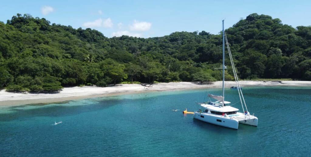 Gulf Papagayo snorkeling tour