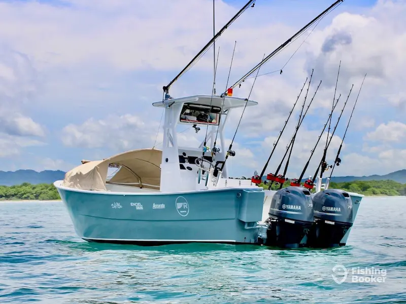 discovery-boat-playa-tamarindo Sport fishing boat from Playa Tamarindo Guanacaste