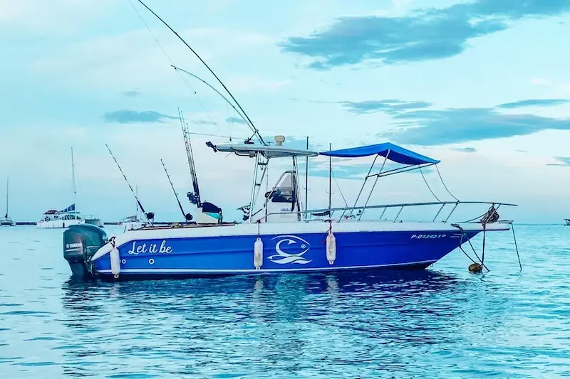 sea-breeze-playa-tamarindo Playa Tamarindo Fishing boat Sport Fishing