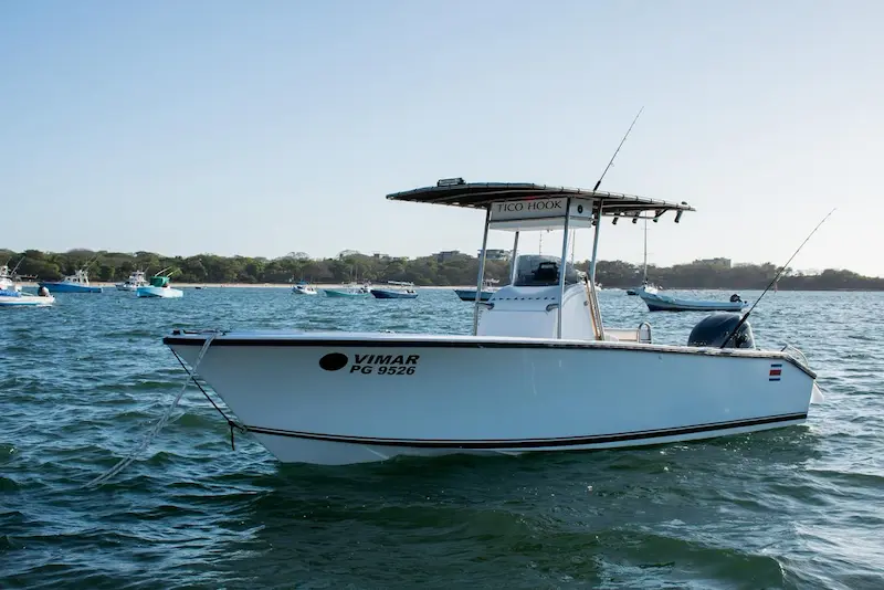 sport-fishing-boat-playa-tamarindo Sport fishing boat in Playa Tamarindo Costa Rica