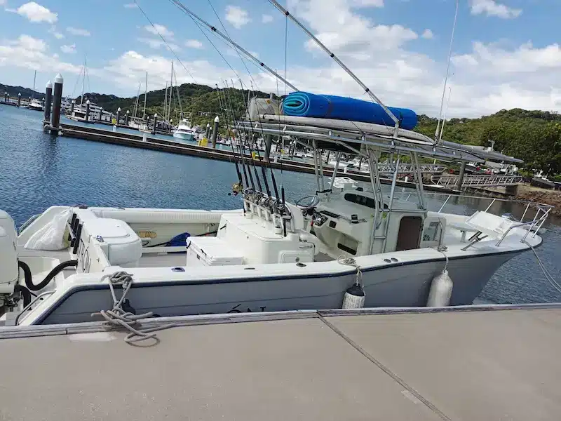 patron-sport-fishing-boat Get onboard on the Patron boat and do fishing in Gulf Papagayo