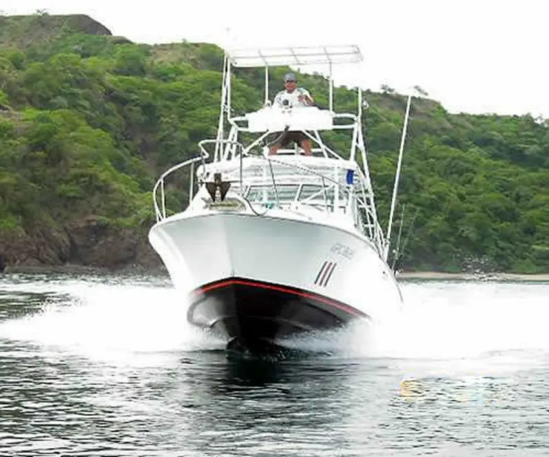 Tuna Fish boat 31ft, deep sea and inshore fishing boat in Gulf Papagayo